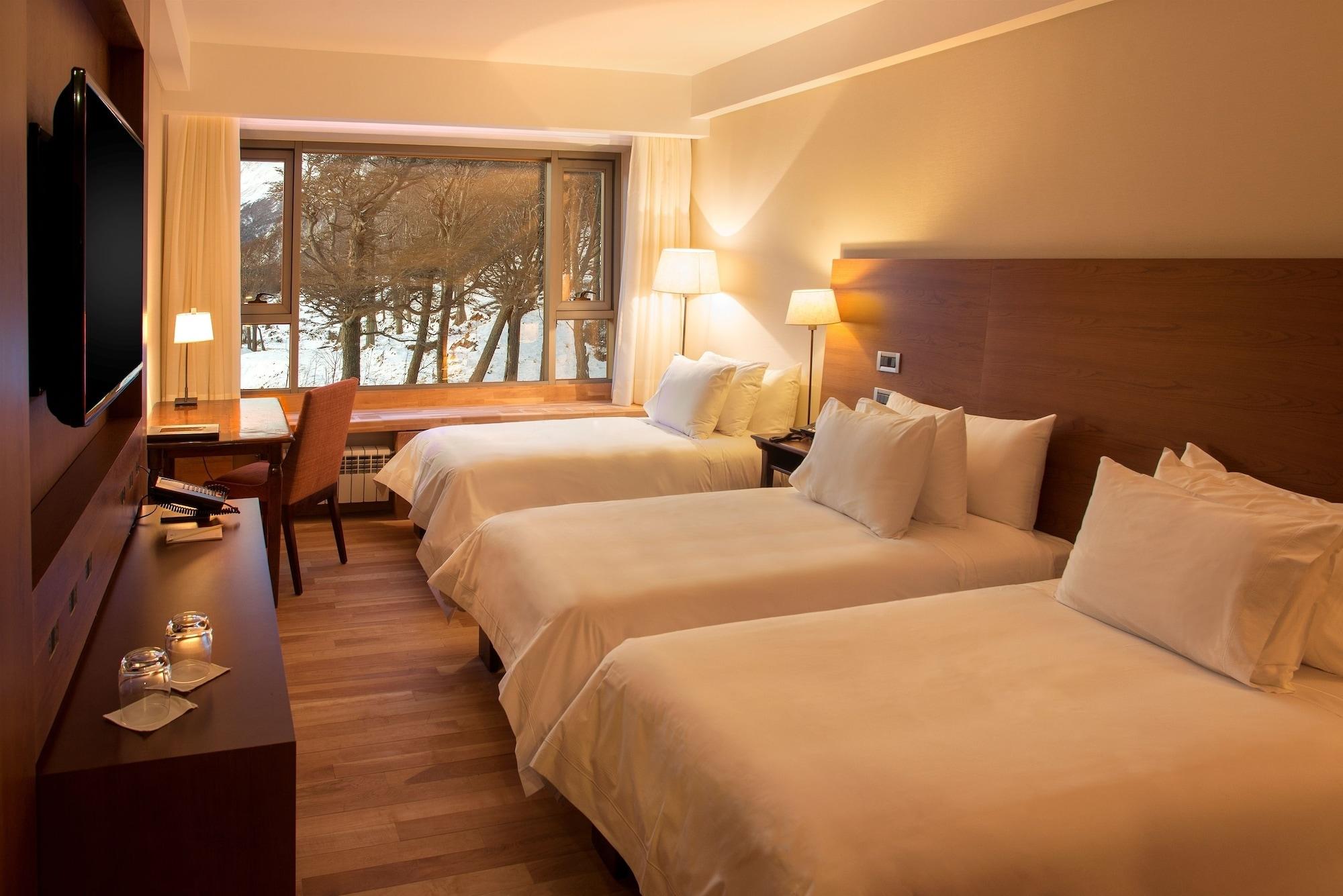 Arakur Ushuaia Resort & Spa Exteriör bild A room at the Hotel Nobile