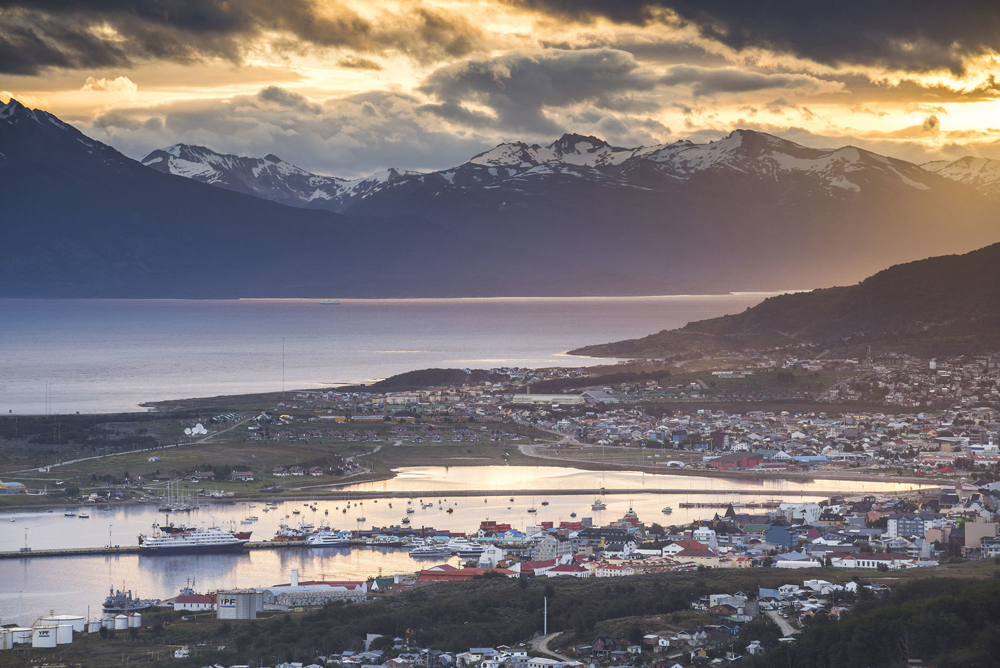 Arakur Ushuaia Resort & Spa Exteriör bild View of Ushuaia